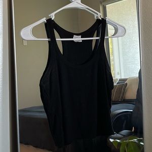 Cropped black tank
